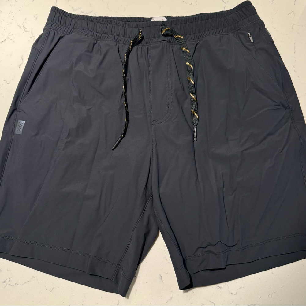 Rhone 7” Men’s Pursuit Short